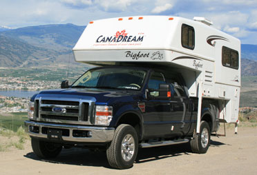 CanaDream Truck Camper TCA
