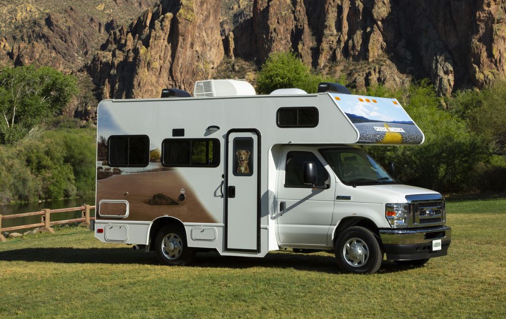 Cruise Canada C21 | Campers Canada
