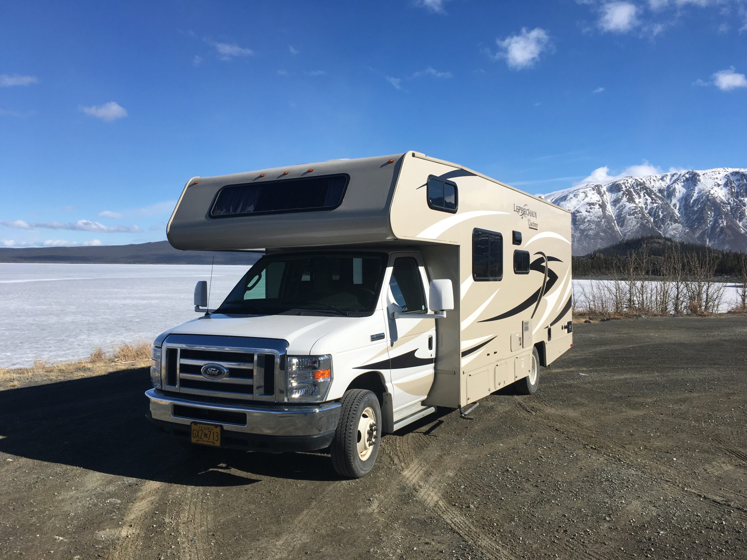 Go North Motorhome 22-24 | Campers Canada