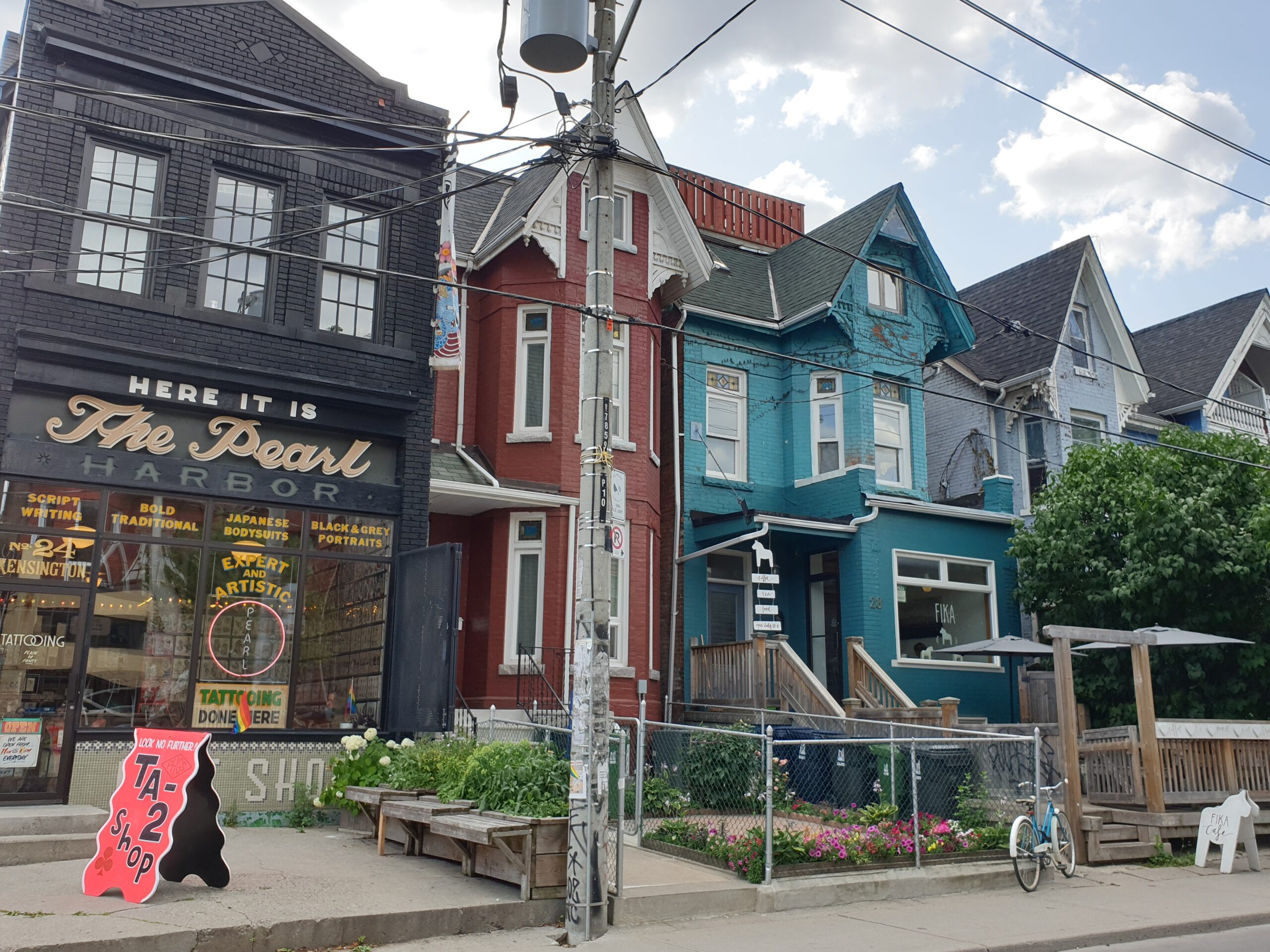 Toronto Kensington Market 2 | Campers Canada