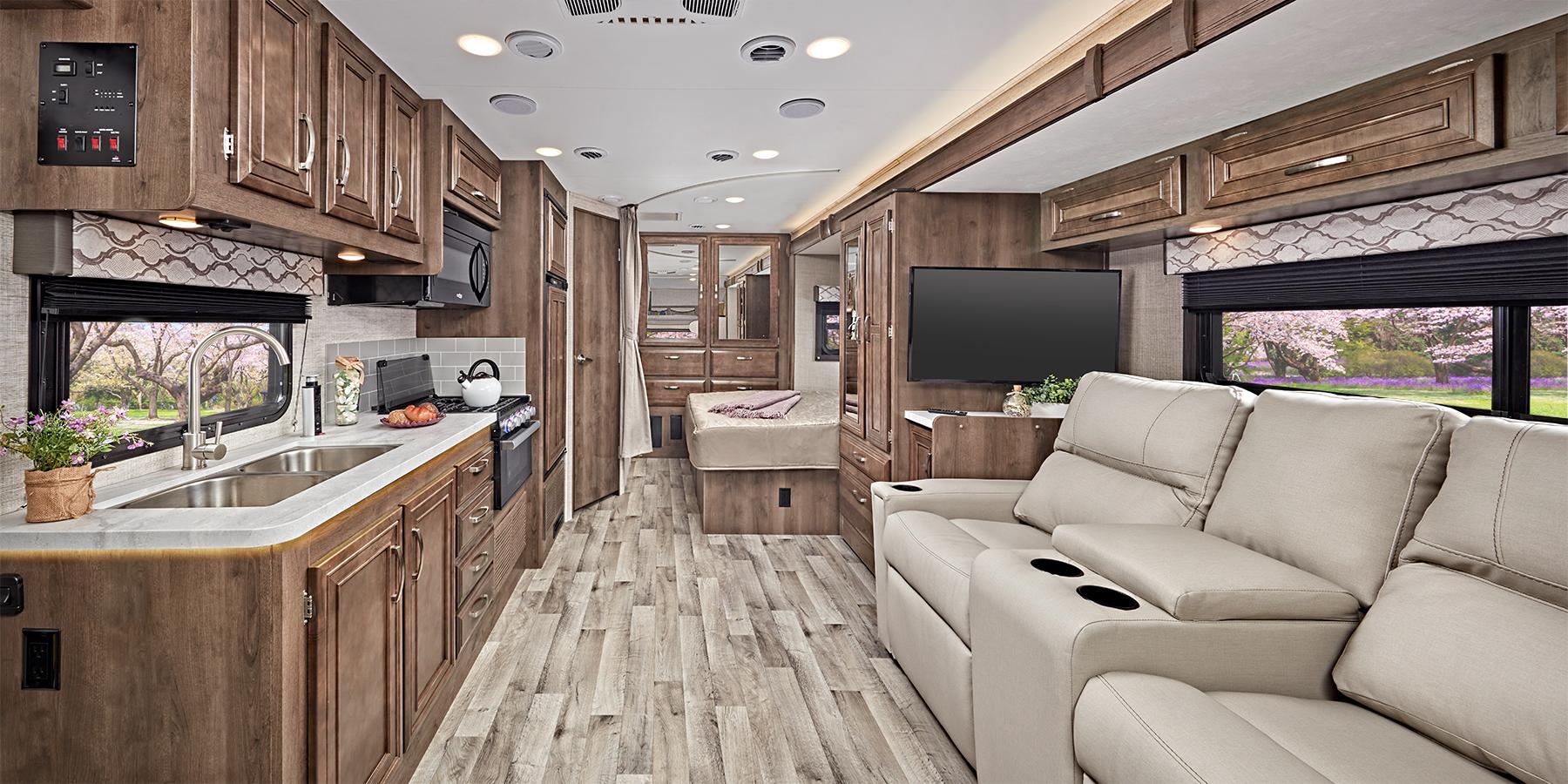 Owasco RV The Deer C24 camper huren | Campers Canada