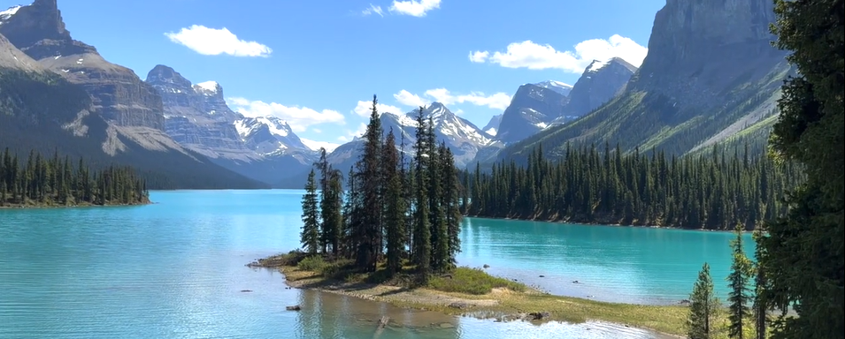Maligne Lake | Campers Canada